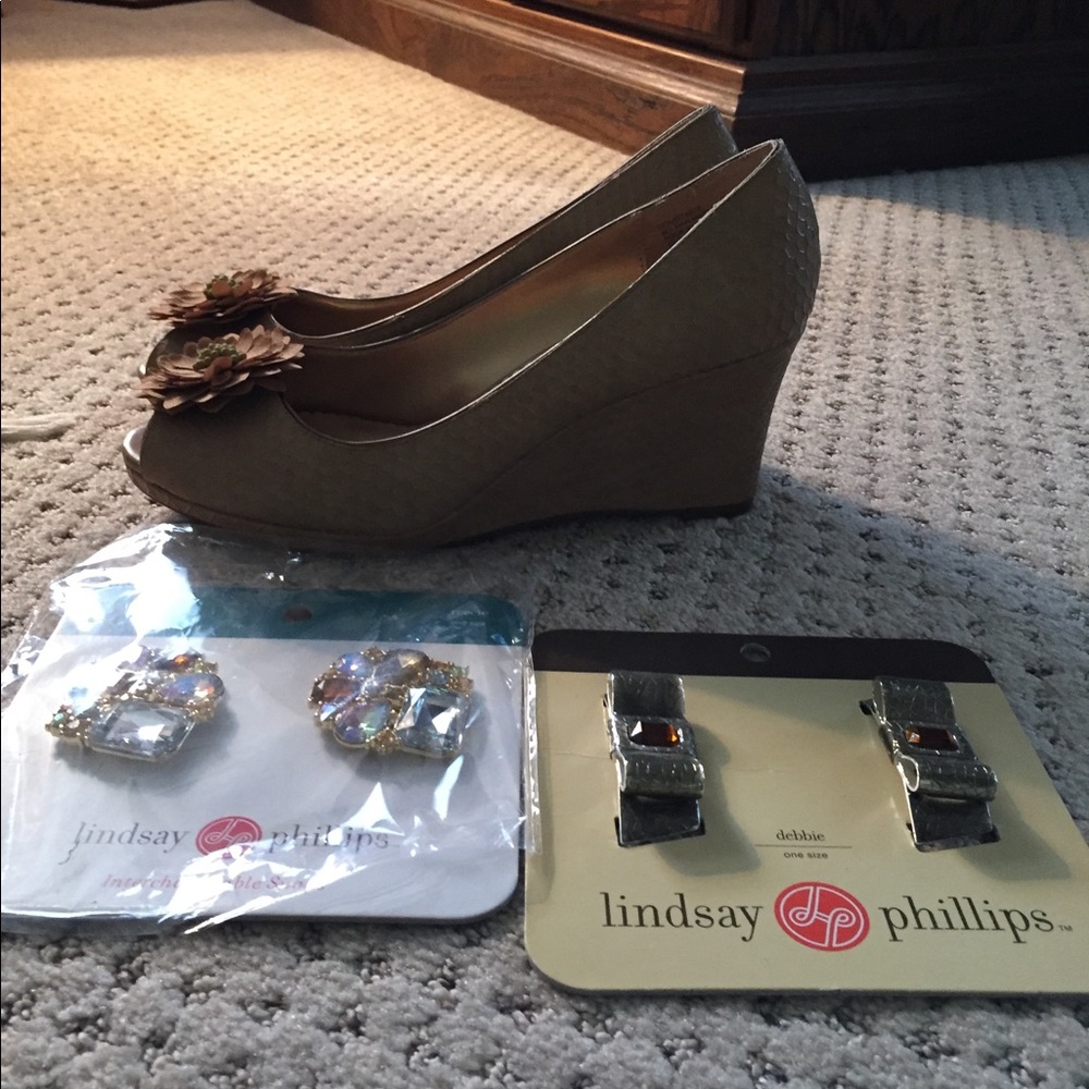 Lindsay Phillips Wedges